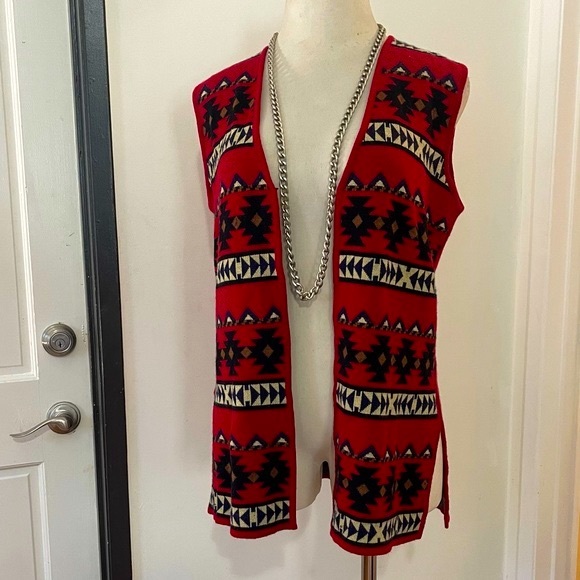 A.K.F Knitted Geometric Print Red and Black Vest - Picture 1 of 7